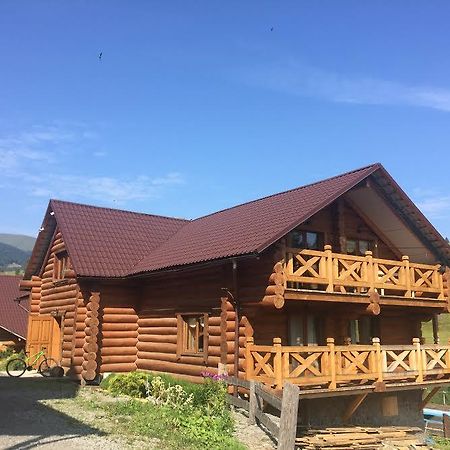 Roksolana Hotel Izki Buitenkant foto