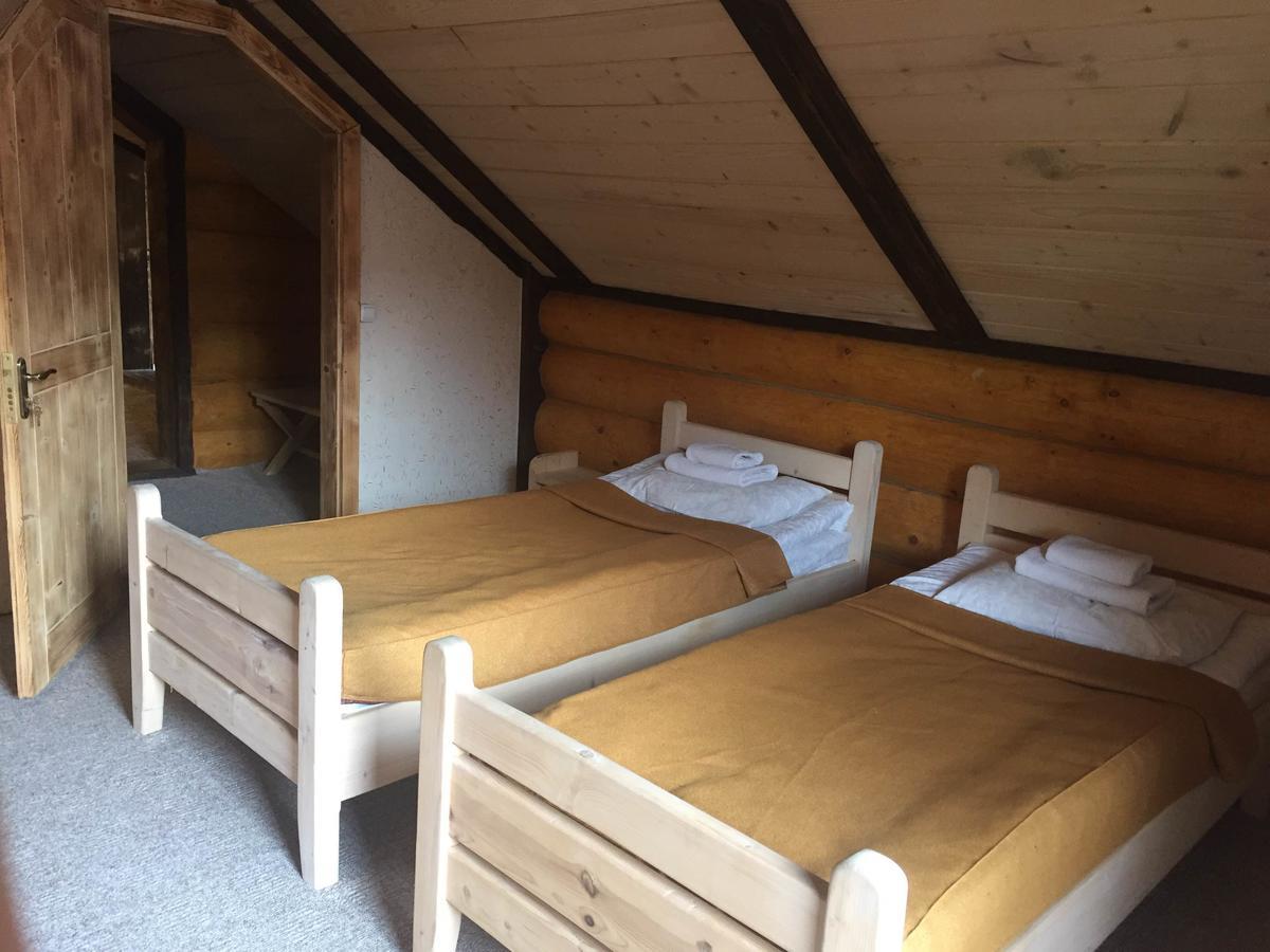 Roksolana Hotel Izki Buitenkant foto