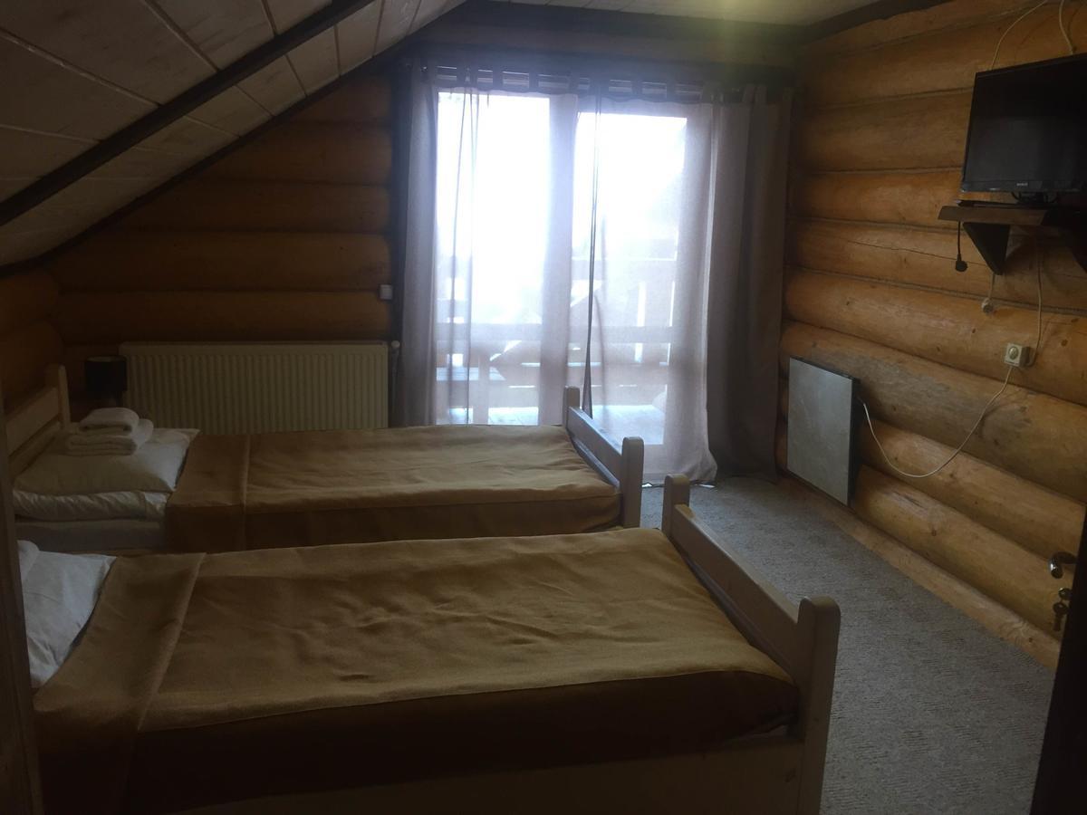 Roksolana Hotel Izki Buitenkant foto