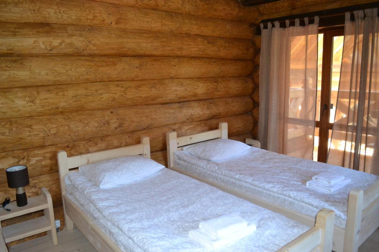Roksolana Hotel Izki Buitenkant foto